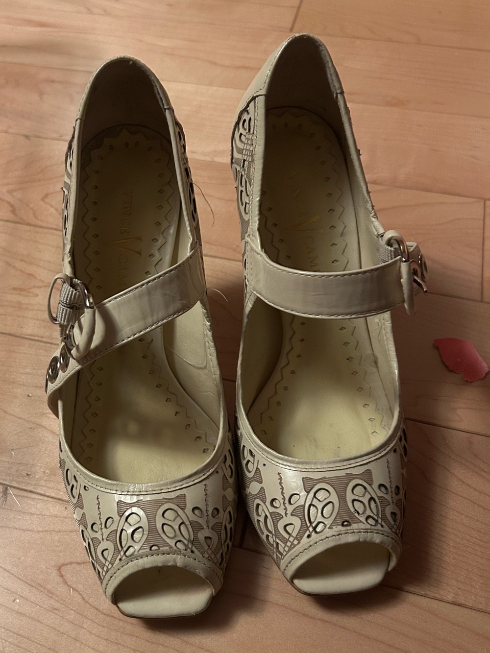 Vintage Vince Camuto Cream Peep-Toe Mary Jane Heels 6.5